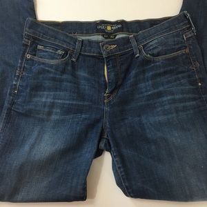 Awesome dark/ medium wash lucky brand jeans